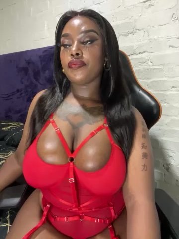 QUEEN_NOBUHLE_777 live cam screenshot female from South Africa on Pornmatic – Free Porn Videos & Live Cams — screenshot #2