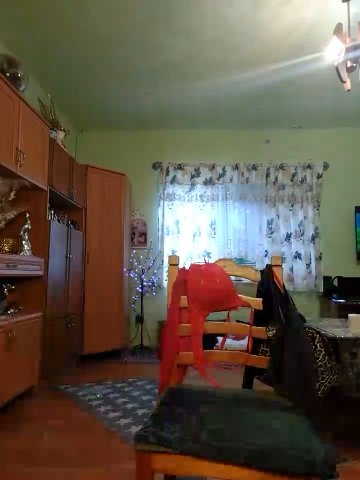 IvettkeXXX live cam screenshot female from Hungary on Pornmatic – Free Porn Videos & Live Cams — screenshot #3