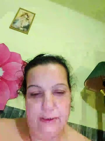 IvettkeXXX live cam screenshot female from Hungary on Pornmatic – Free Porn Videos & Live Cams — screenshot #8